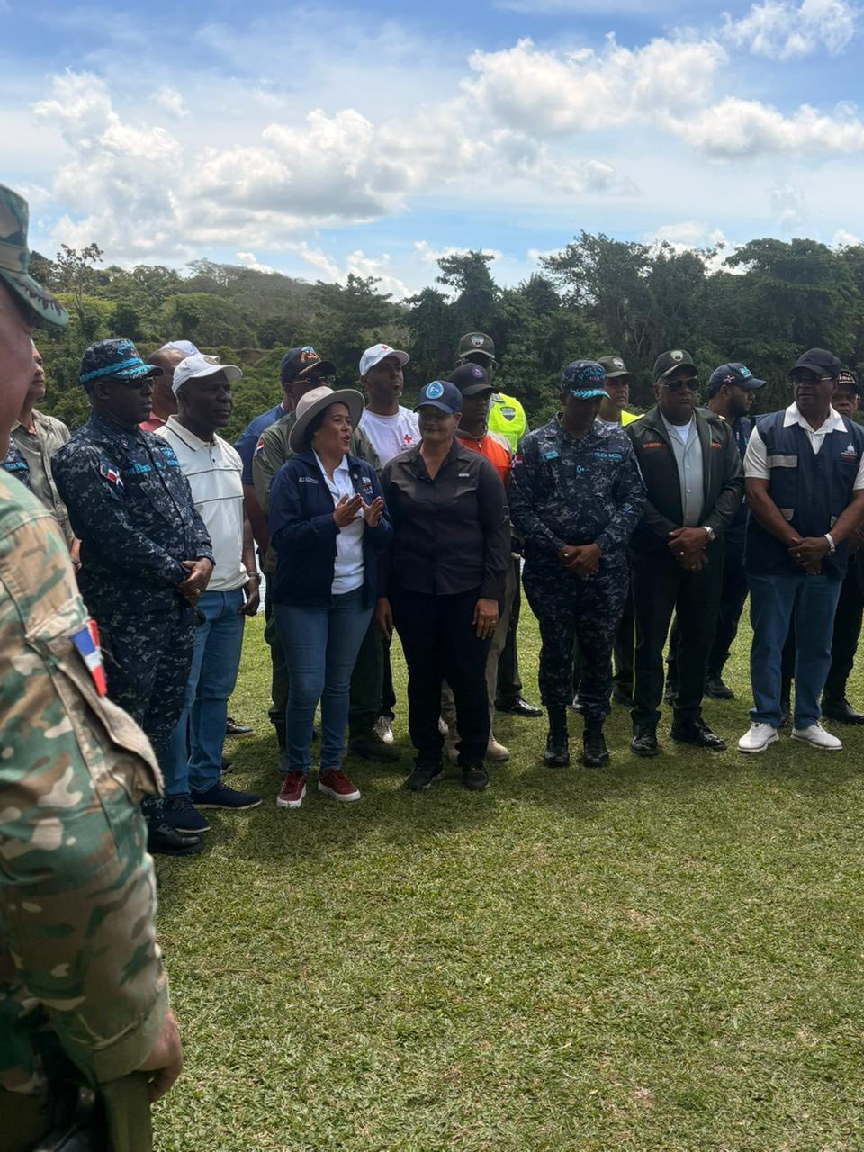 La alcaldesa Santa Valdez, junto a las autoridades provinciales y los organismos de seguridad, reafirman el compromiso de trabajar unidos para garantizar la protección de todos en este asueto de Semana Santa